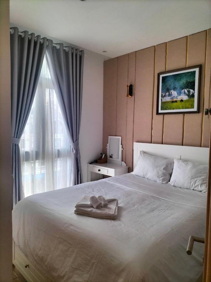 Bistro Hotel Grand World 두옹 동 외부 사진