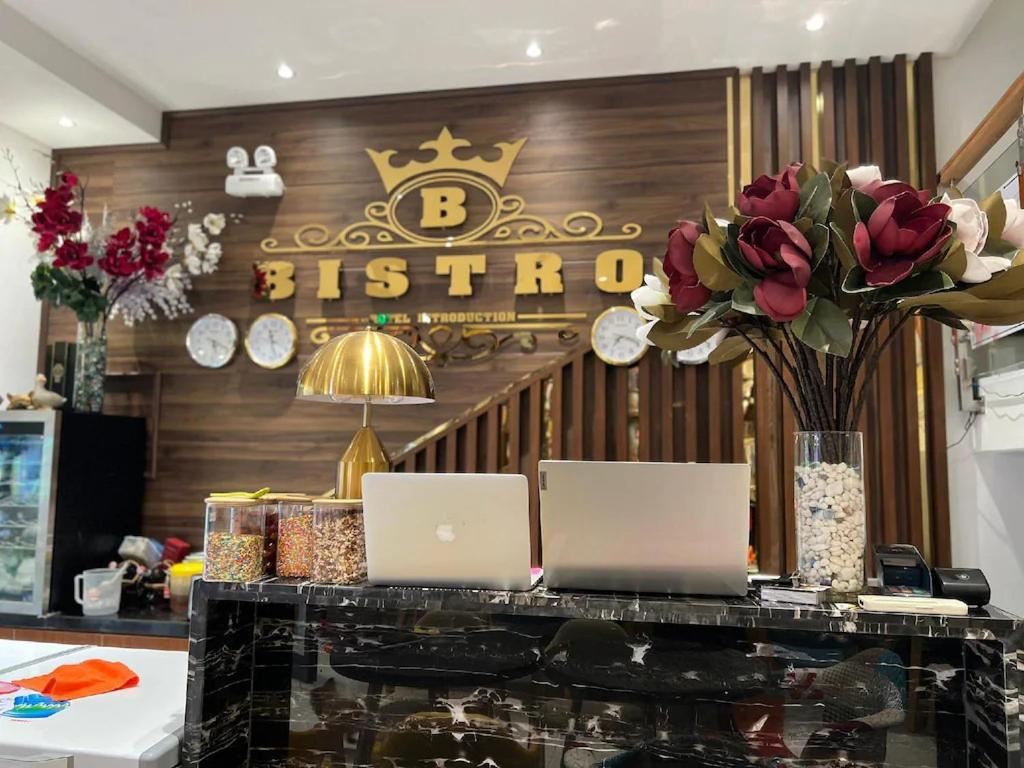 Bistro Hotel Grand World 두옹 동 외부 사진